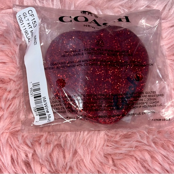 NEW Coach Wine Multi Glitter Heart Shaped Dual Sided Compact Mirror - Picture 4 of 16
